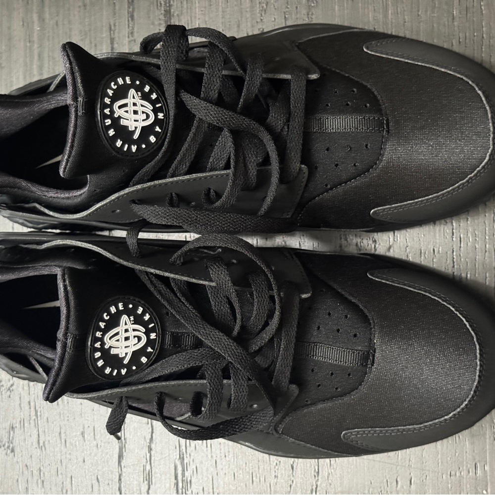 Nike Black Huarache Men's Sneakers